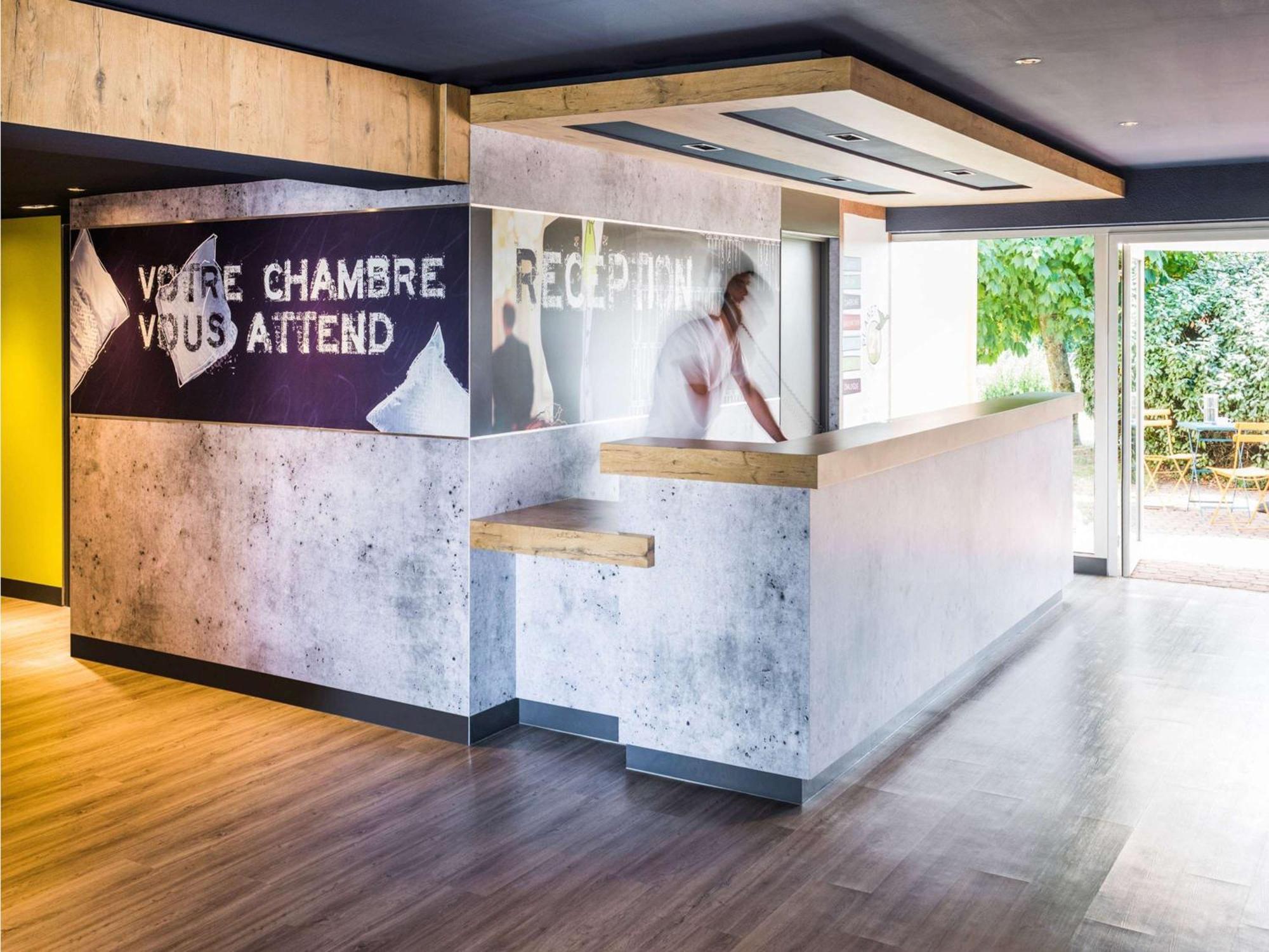 Ibis Budget Vannes Exterior foto